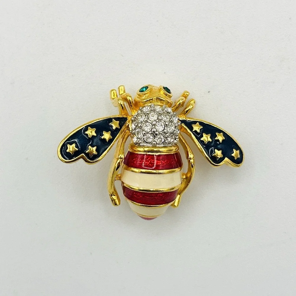 Joan Rivers American Flag Bee Pin Brooch Crystal 4th July Patriotic USA Gold